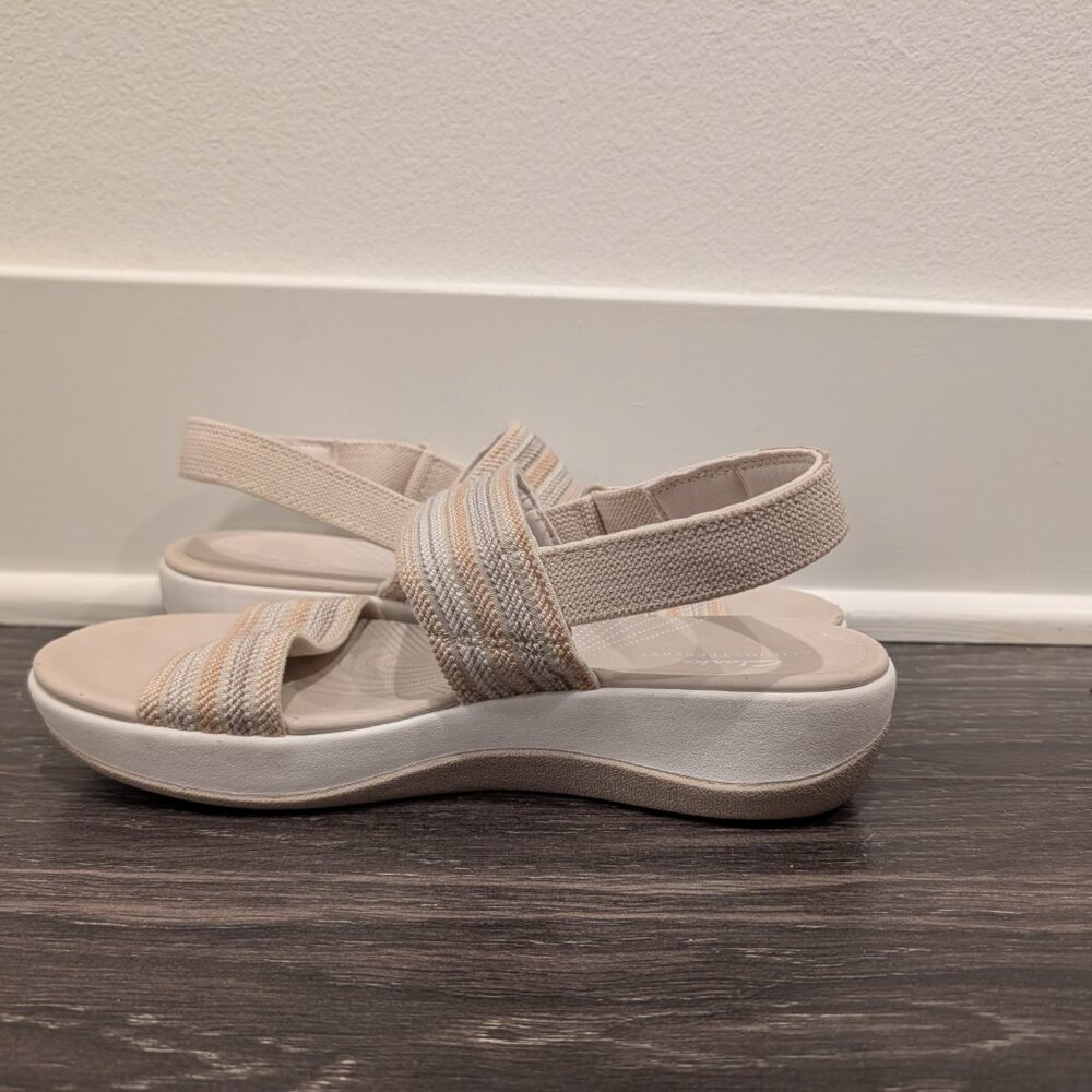 Clarks Cloudsteppers Arla Stroll Women's Sandals in Beige Combination - Picture 7 of 8